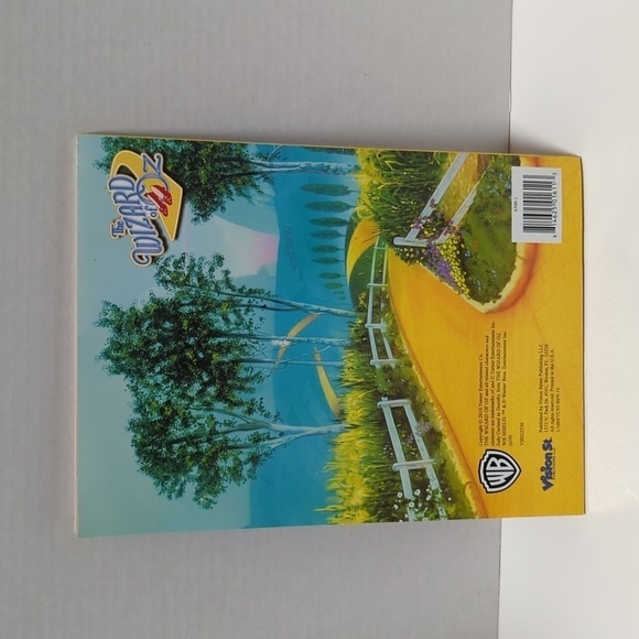 Warner Bros. The Wizard of Oz The Yellow Brick Road Coloring Book - Unused 2010 - Picture 3 of 5